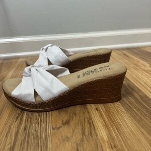 Tuscany by Easy Street Ghita Casual Slip On Sandals White Size 7.5 M